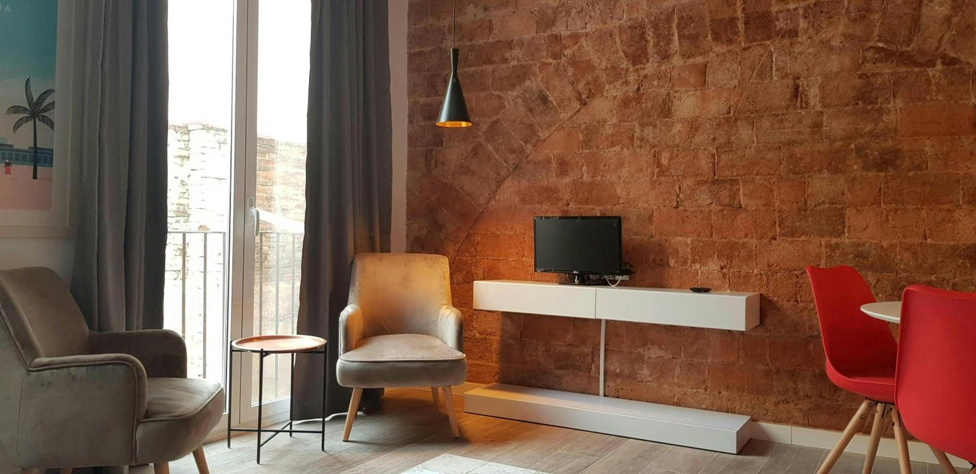 Sant Antoni 4 - Downtown Barcelona. Modern Apartment